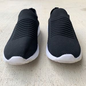 Steve Madden Lillian slip on sneakers